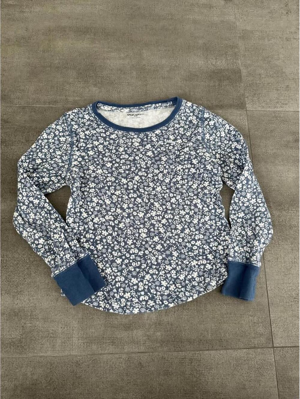 Girls • 8 •  Old Navy Long Sleeve Shirt Girls